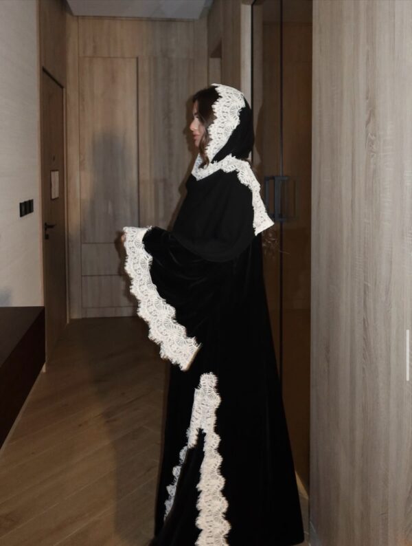 velvet abaya with lace shawl (three pieces )
